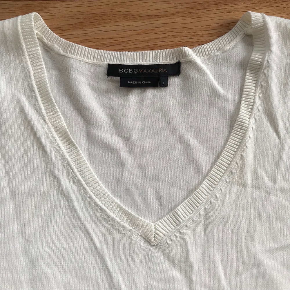 BCBG MAXAZRIA IVORY TOP